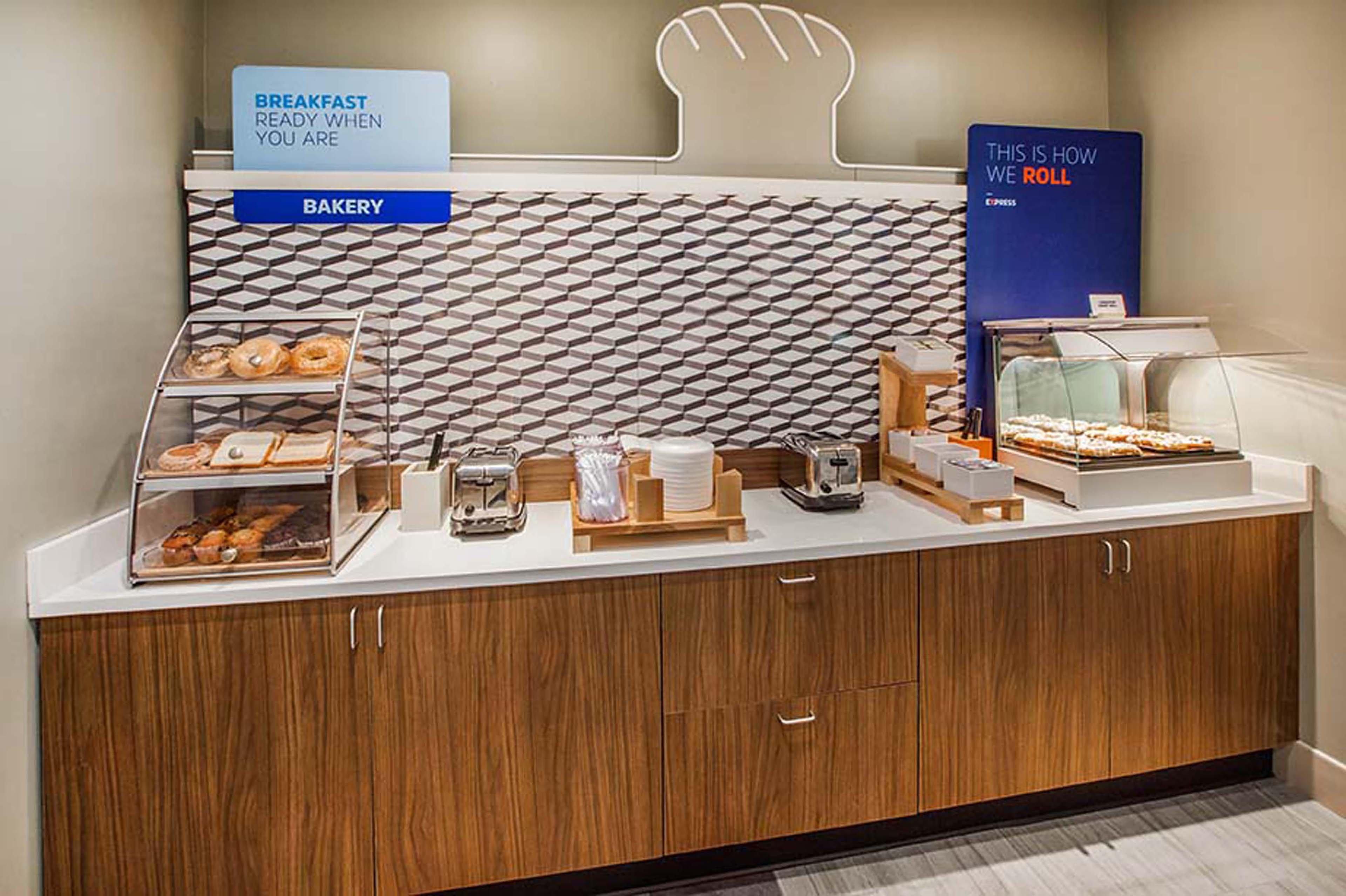 Holiday Inn Express & Suites Houston S - Medical Ctr Area By Ihg Bagian luar foto