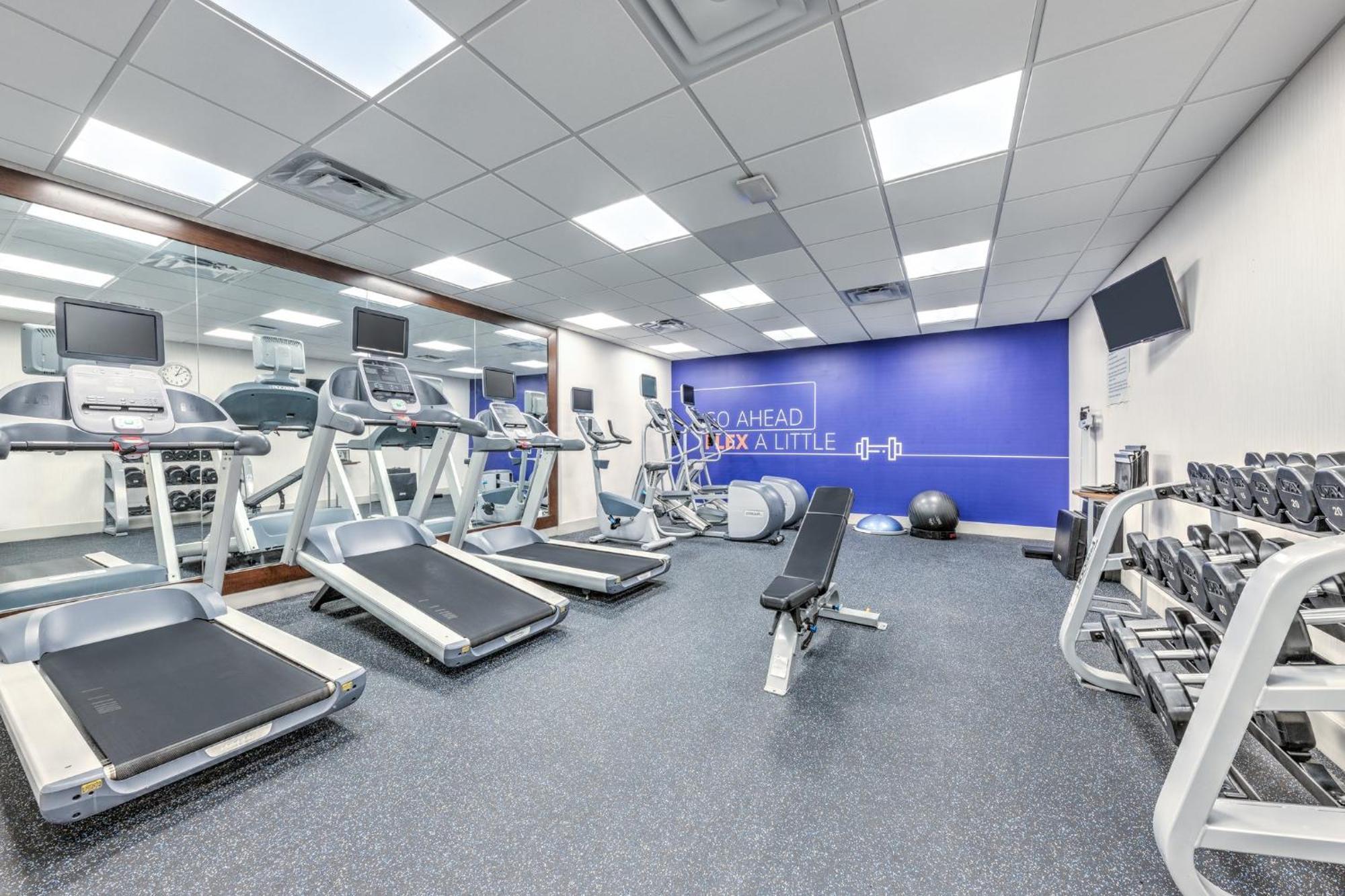 Holiday Inn Express & Suites Houston S - Medical Ctr Area By Ihg Bagian luar foto